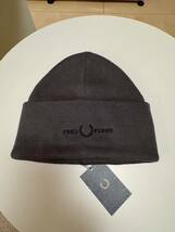 新品 Fred Perry Graphic Beanie ビーニー ニット帽　フレッドペリー ビーニー ニット帽 帽子_画像1