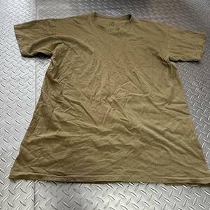 US 米軍放出品　DUKE Tシャツ　LARGE コヨーテランニング　スポーツ　サバゲ　(INV WX83)