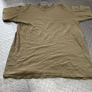 US 米軍放出品　DUKE Tシャツ　LARGE コヨーテランニング　スポーツ　サバゲ　(INV WX86)