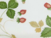 ★上1855 WEDGWOOD WILD STRAWBERRY ウェッジウッド ワイルドストロベリー プレート 皿 大皿 盛り皿 オクタゴナルディッシュ いちご 苺_画像6