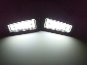 激白光！ マツダ　ＬＥＤ ナンバー灯 　ライセンスランプ　ＣＸ－３　ＤＫ系　