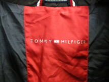 トミーヒルフィガー　キルティングジャケット　メンズS　黒赤白　ロゴカラージャンパー　中綿ジャケット　メンズコート　ブルゾン　11102_画像3