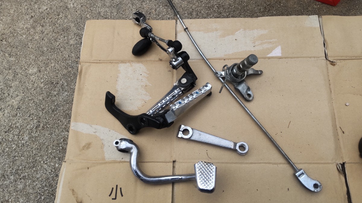 Yahoo!オークション -「sr400 バックステップ 純正」(パーツ