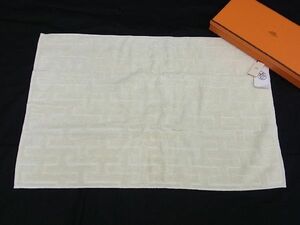 ■新品■未使用■ HERMES エルメス ステアーズ コットン100％ フェイスタオル ハンドタオル アイボリー系 AQ7452