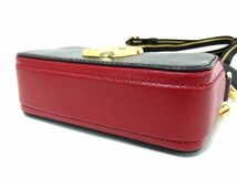 1円 ■美品■ MARC JACOBS マークジェイコブス スナップショット レザー クロスボディ ショルダーバッグ 斜め掛け ブラック系 AV1275_画像4