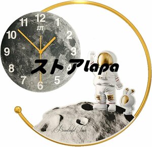 壁掛け時計 掛け時計 宇宙飛行士 金属 ウォールクロック 発光 常夜灯 モダン シンプル 連続秒針 静音 装飾時計 クラスルーム 47x50cm q2440