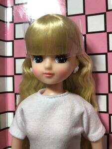 リカちゃんキャッスル　2021年日本橋BASICモデルリカちゃん　ちいさなおみせ 限定品 日本橋リカちゃん　クローゼット　神戸三宮