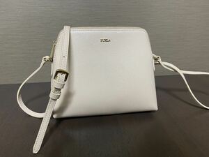 【1円〜未使用】FURLA ショルダーバッグ ベージュ系【定価3万円程】COACH MICHAEL KORS kate spade