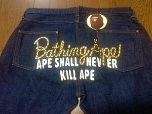 A bathing APE エイプ　デニム　バックプリント