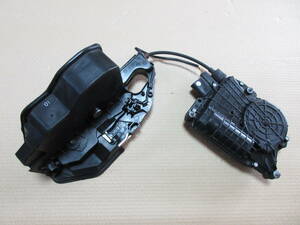 BMW F01 F02 7シリーズ 750i(ABA-KA44)純正ドアロックソレノイド右後中古品 4154 3098 00