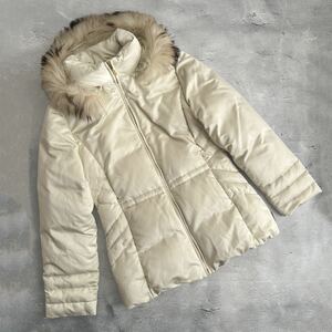 【美品/国内正規】希少モンクレール MONCLER フードダウンジャケット ラクーンファー アウター サイズ1 (M) 白 コート 茶タグ レディース