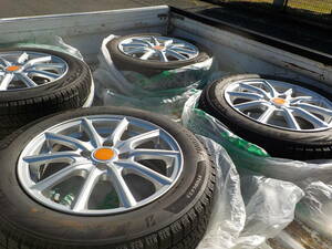 165/65R15中古 新品同様 4本セット 冬タイヤ アルミホイール ブリヂストン 15×5.5JJ PCD100 4穴 +45 20２１年製送料無料です。