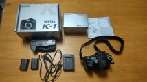 PENTAX K-1 ボディキット　と　バッテリーグリップ　D-BG6_画像1