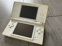 ニンテンドー　任天堂　NINTENDO　DS　 Lite　DSライト　イエロー　ピカチュウ色　USG-001_画像2