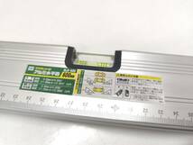 送料無料g26376 新潟精機 SK アルミ 水平器 マグネット付 600mm ALM-600 アルミレベル 目盛付き 測定器 手工具 ハンドツール 工具 大工道具_画像3