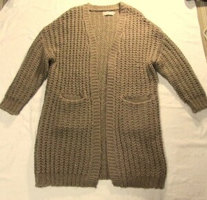 AZUL BY MOUSSY.... braided light brown group knitted long cardigan L size 