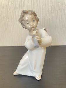 LLADRO リヤドロ 天使 可愛いフルート スペイン 4540 ANGEL WITH FLUTE フィギュリン 陶器人形 高さ16㎝ Angel 笛 置物 西洋 オブジェ