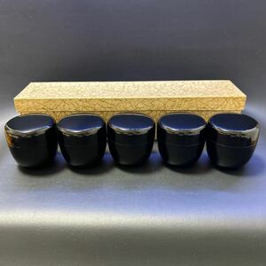 T 茶道具　棗　茶歌舞伎棗　５個組　サイズ:直径5cm、高さ5.5cm 紙箱あり