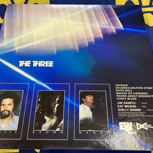 The Three★中古LP国内盤「ザ・スリー～ジョー・サンプル、レイ・ブラウン、シェリー・マン」の画像2