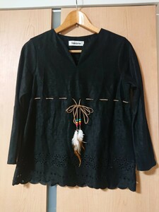 新品 花柄 チュニック 黒 ベロア リボンつき ノーカラー 