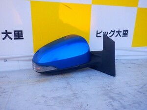 トヨタ アクア サイドミラー　右　H27　NHP10　87910-52D70