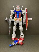 MG 1/100 RX78-2 ガンダム　V er.3.0 塗装済　完成品_画像1