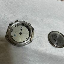 中古 1円スタート セイコー SEIKO ブランド 自動巻き。文字盤付きのクロノグラフ腕時計ケース。_画像5