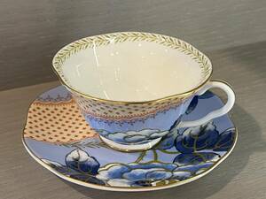 ＊P-602＊コーヒーカップ&ソーサー/食器/WEDGWOOD/ENGLAND1759/BUTTERFLY BLOOM/展示品＊