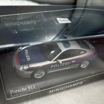 未使用　MINICHAMPS ミニチャンプス Porsche ポルシェ 911 2004 POLIZEI ミニカー 1/43_画像3