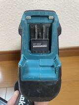 マキタ makita 充電式ハンマドリル HR166D 10.8V 本体のみ_画像6