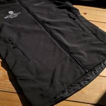 美品 USA古着 patagonia パタゴニア ソフトシェルジャケット メンズ XSサイズ POLARTEC 保温性 撥水性 アウトドア 企業ロゴ ブラック J2876_画像9
