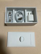 【美品】softbank Apple iPhone 4S 16GB Black 判定〇【箱、説明書、ケーブル付き】_画像7