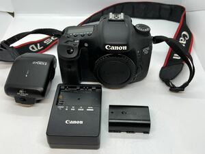 美品 Canon キャノン EOS 7D ボディ デジタル一眼 / BATTERY GRIP BG-E7 【HY131】