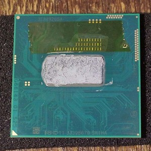 INTEL CPU Core i5 4200M SR1HA プロセッサー 1個。