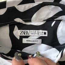 ZARA ザラ シャツ ブラック×ホワイト サイズL レディース 柄物　美品_画像3