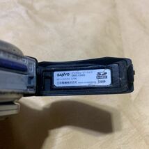 【M30】サンヨー SANYO Xacti DMX-CA6型 ザクティ デジタルビデオカメラ【動作未確認】【郵便60サイズ】_画像7