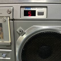 非常に珍しい ◆ラシカセ RN-3000 コロンビアHITACHI 日立TRK-8180 COLUMBIA BEAT BOYビートボーイ ラジカセ◆動作品メンテナンス済_画像4