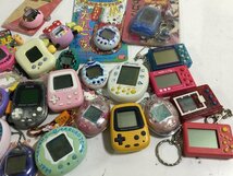 ★TAMAGOTCHI たまごっち POCKETPIKACHU他 小型ゲーム機22個 まとめ ポケットハローキティ テトリス デジモン ジャンク品0.30kg★_画像4