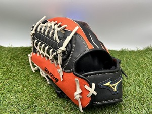 【113011】Mizuno ミズノ セレクト9 限定 一般用 軟式 外野手向け グローブ 左投げ 小指2本入れ可 1AJGR20907【31124G08】 