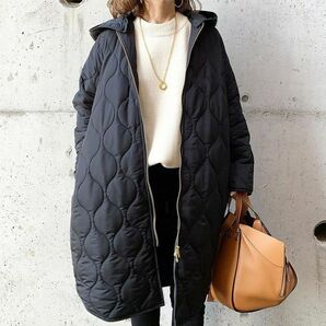 【大人気♪】キルティングコート　黒　ロングコート　アウター　ゆったり　フード　冬 コート ロングコート