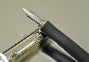 「万年筆」GRAF VON FABER-CASTELL Intuition（F）グラフフォンファーバーカステル イントゥイション　グラナディラ