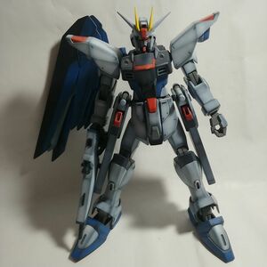 塗装済完成品 1/100 フリーダムガンダム ガンダムseed