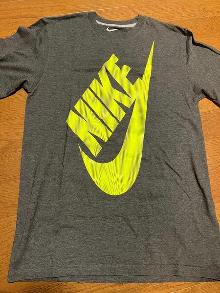 NIKE Tシャツ　グレー　メンズ　Sサイズ