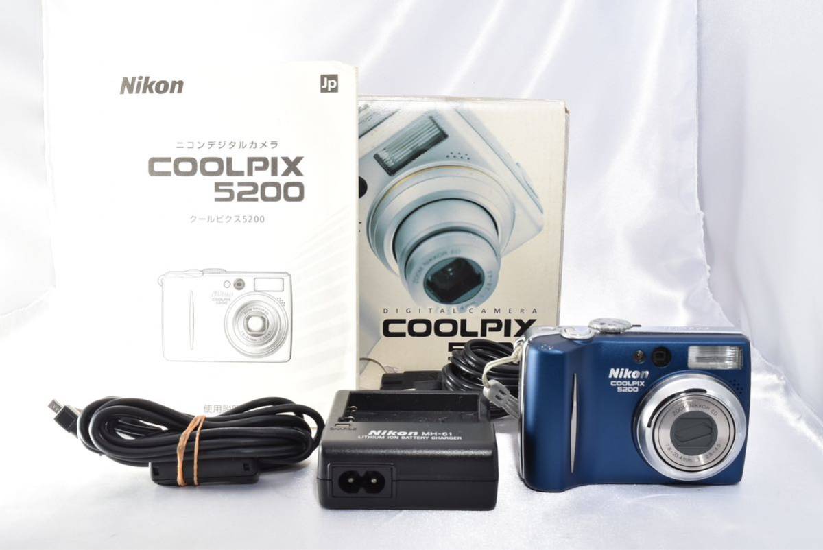 ☆新品級☆富士フイルム FUJIFILM GA645Wi Professional ☆カウント激