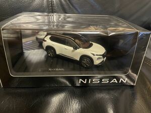 1/43 新型エクストレイル X-TRAIL T33 ブリリアントホワイトパール スーパーブラック ミニカー 日産 Nissan 京商