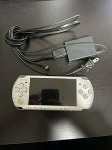 SONY ソニー PSP3000 プレイステーションポータブル シルバー 充電器付き バッテリー膨張のため欠品 