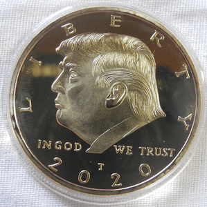 アメリカ合衆国 USA イーグル ドナルド・トランプ大統領 記念コイン メダル 金一色 1オンス 24金メッキコイン 金貨
