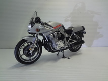 １／１２ スズキ ＧＳＸ１１００Ｓ 刀 カタナ 塗装済 完成品 訳アリ _画像2