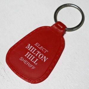 品番OTH-23-022◆【赤】アメリカン雑貨USEDアドバタイジングキーホルダーELECT MILTON HILL SHERIFF｜ヴィンテージノベルティキーチェーン