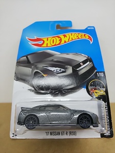 ■ HOTWHEELSホットウィール NIGHTBURNERZ 1/64 ’17 NISSAN GT-R (R35) グレーメタリック 日産 ミニカー 